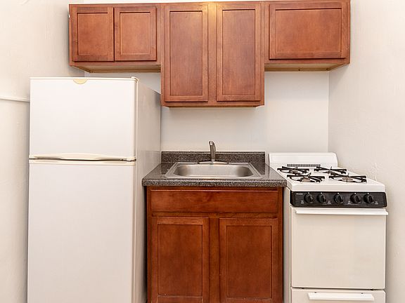 4th image of 4829 N Damen Ave APT 104