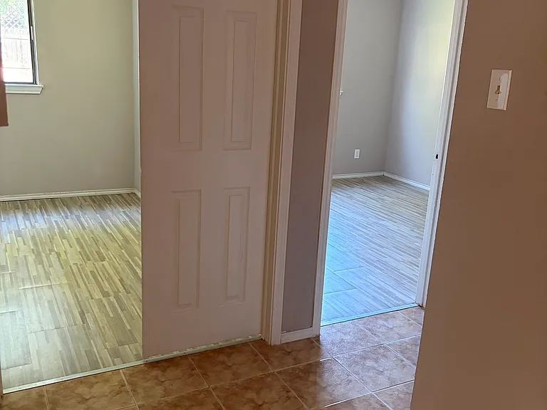 13210 Larkplace Dr — Photo 7