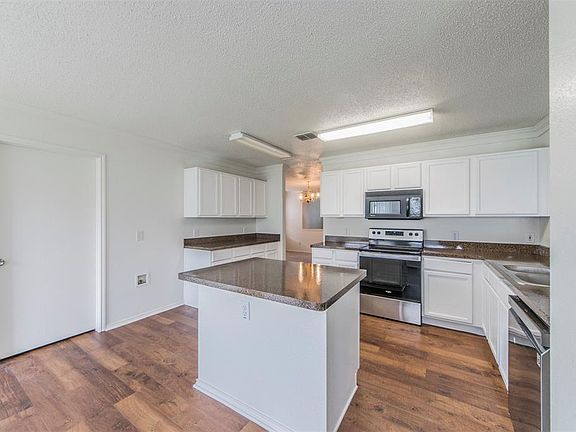 5th image of 2311 Mainsail Ln