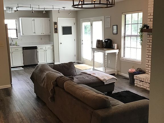 4th image of 12149 Rossi Dr