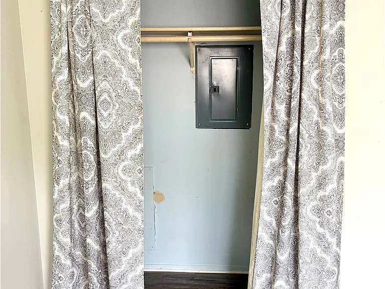2406 Blanco Dr #D — Photo 18