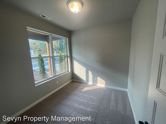 3rd image of 8725 68th Ave NE