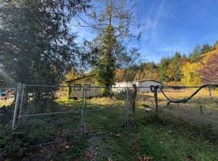 832 Durrwachter Rd, Port Angeles, WA 98363