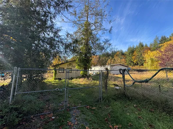 832 Durrwachter Road, Port Angeles, WA 98363