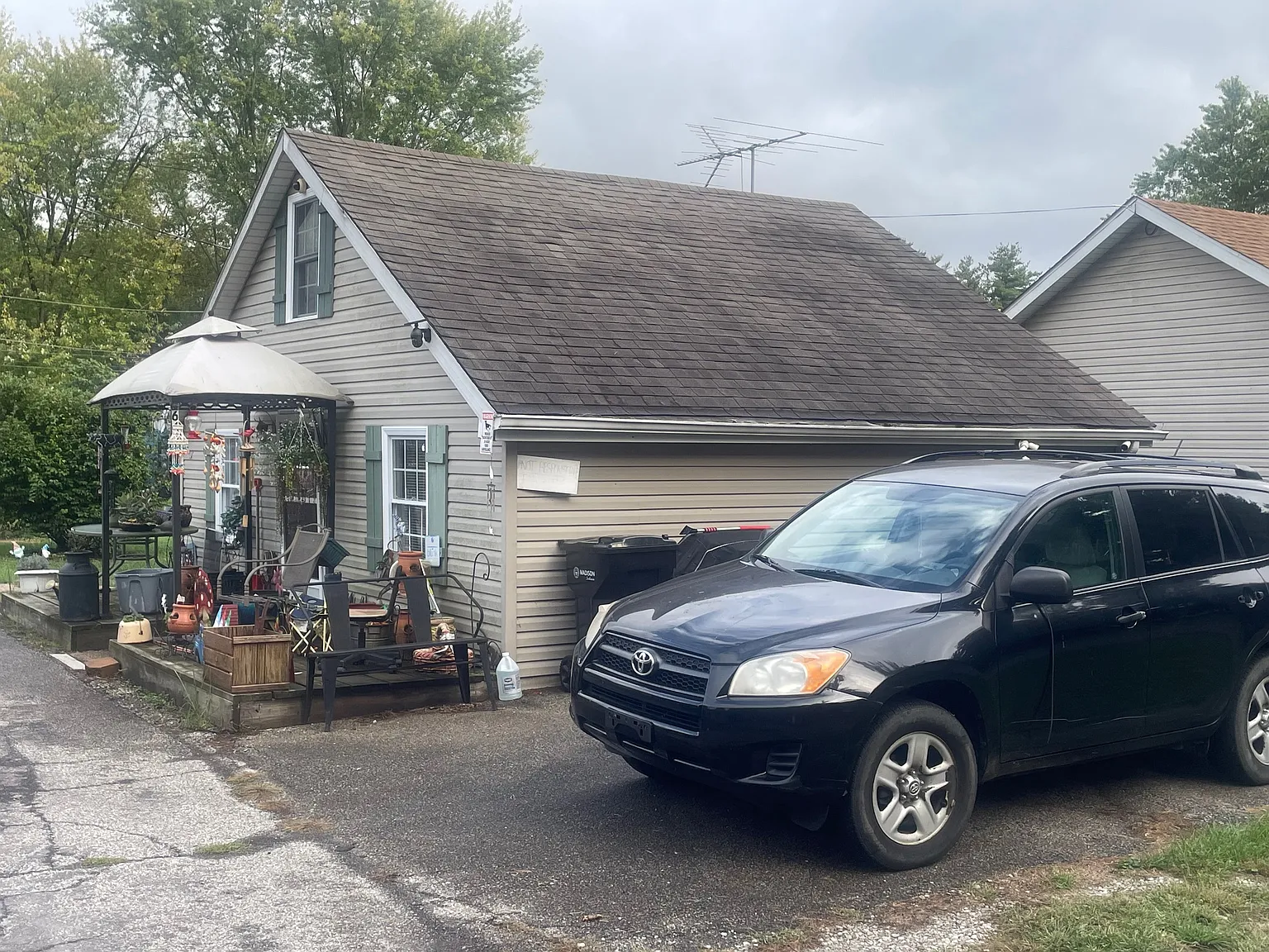 Studio, 678 sqft, $800 — Photo 1