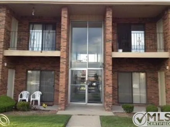 15140 Seagull Dr, Sterling Heights, MI 48313