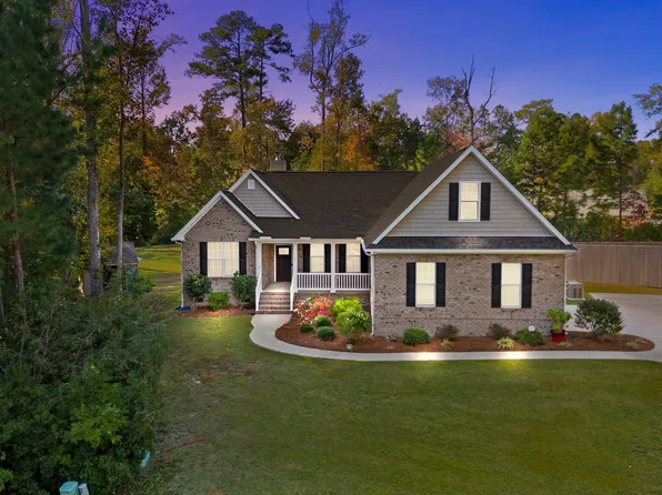 102 Hawkes Pointe, New Bern, NC 28560