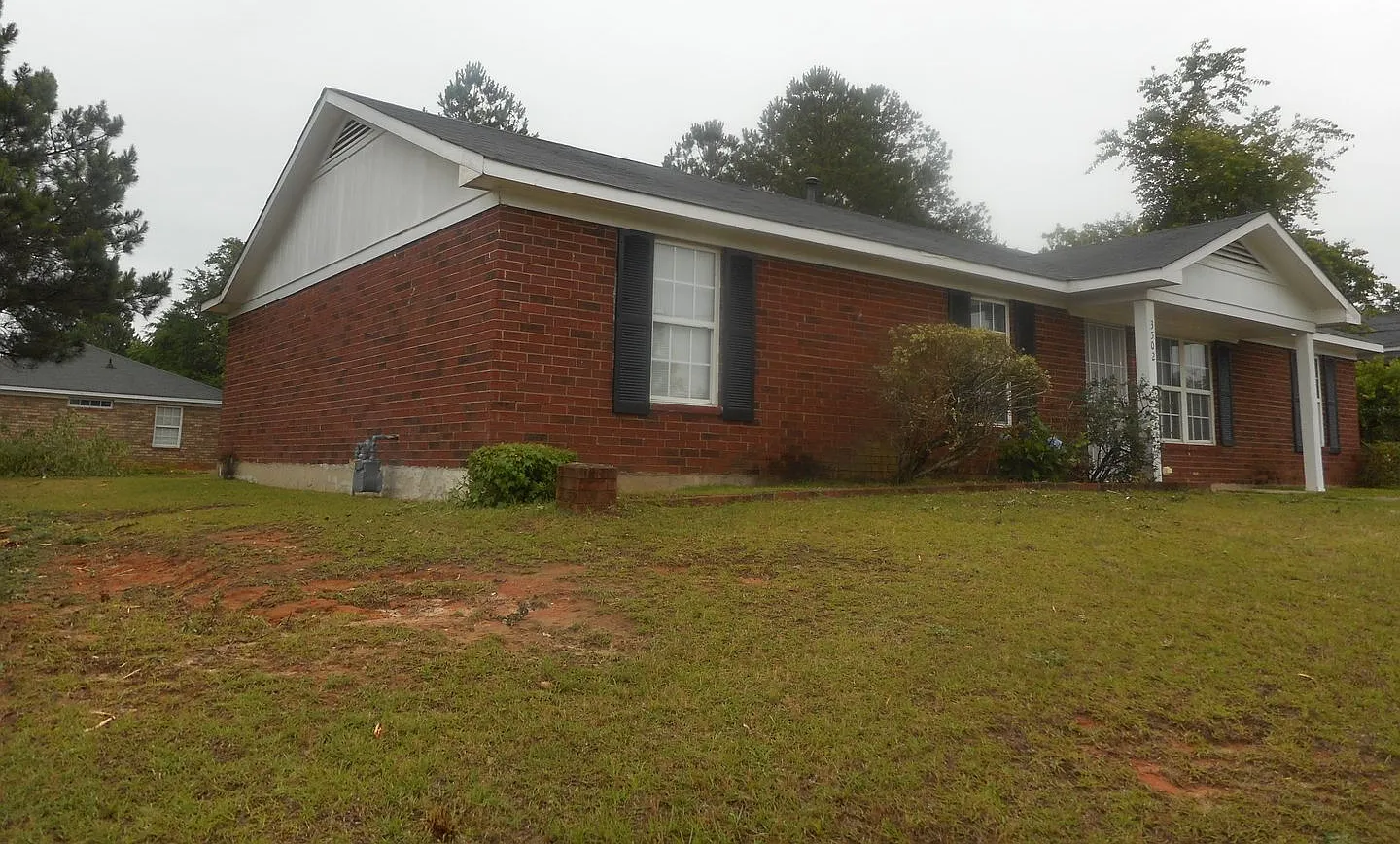3 Bedroom 2 Bath Near Fort Gordon in Hephzibah, GA — Photo 3