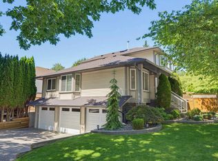 12057 238th St, Maple Ridge, BC V4R 4X4