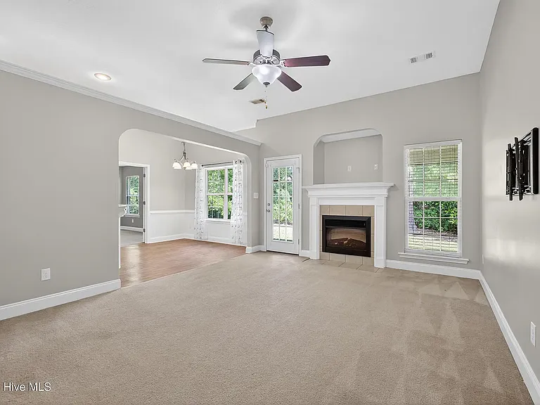 928 Arbor Springs Cir — Photo 27