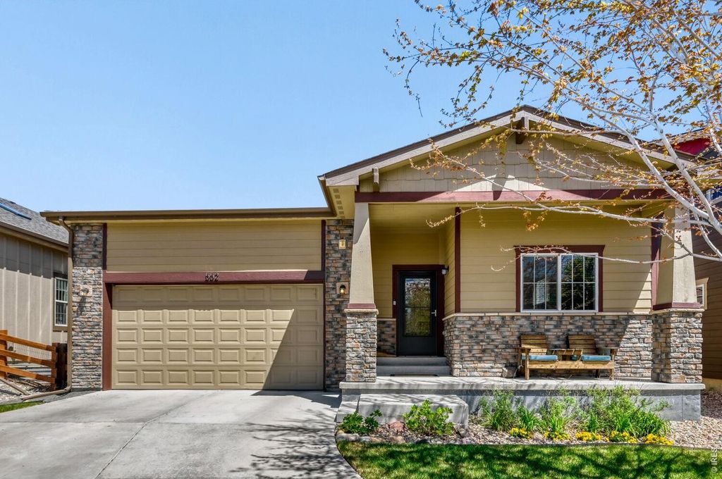 552 Newton Dr
