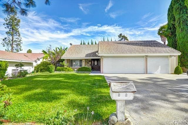 1st image of 16350 Soriano Dr