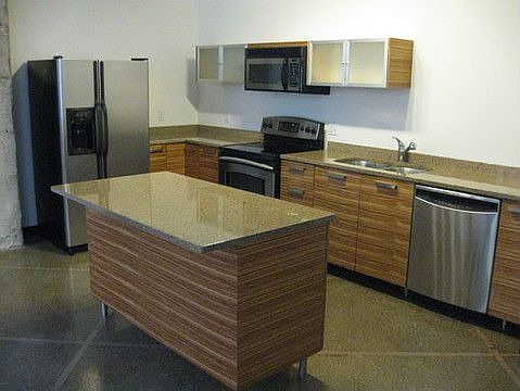 5th image of 350 Saint Peter St Unit 603