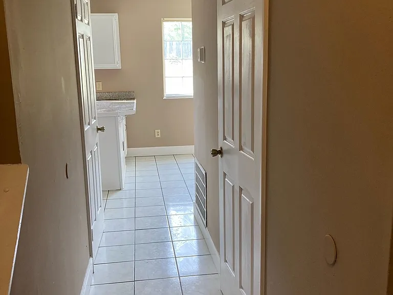 8110 Beechwood Trl — Photo 21