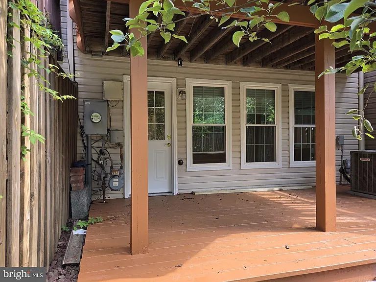 4613 Ripley Manor Ter — Photo 38