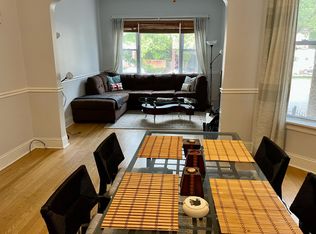3910 N Ashland Ave #2, Chicago, IL 60613