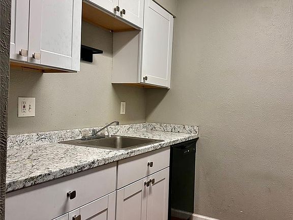 4th image of 3623 S Sheridan Boulevard #T6