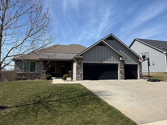 2nd image of 921 Silver Rain Rd