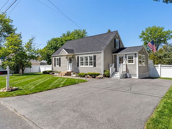 2nd image of 3 Coburn Ave