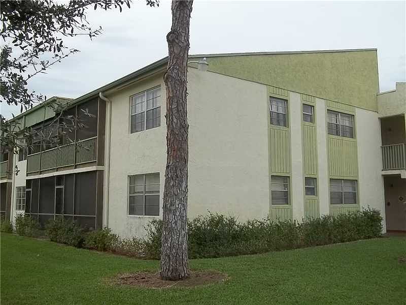 1st image of 4272 NW 89th Ave APT 104