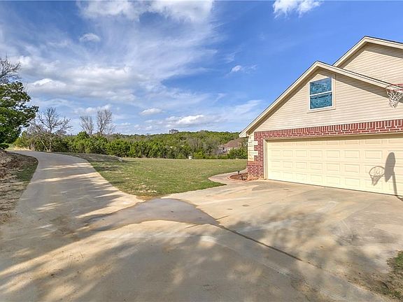 5th image of 3205 Cliffview Ct