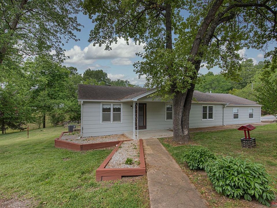 1st image of 26662 Waterfront Dr