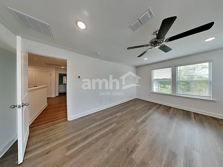 1016 Bevington Dr — Photo 7