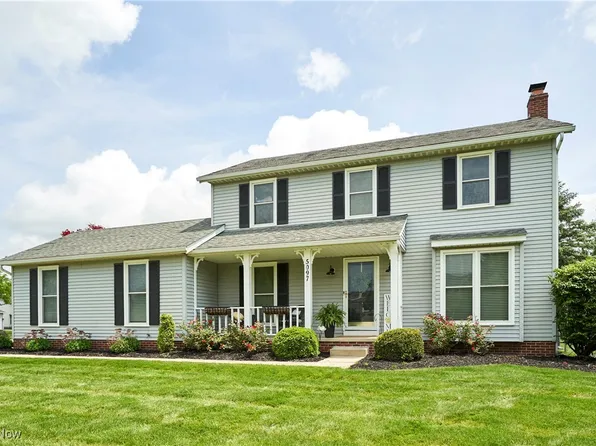 5097 Heather Ann Cir, Stow, OH 44224