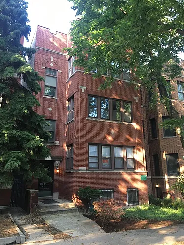 854 W Newport Ave #2 Photo 1