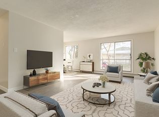 Viking Apartments, Camrose, AB T4V 2T3