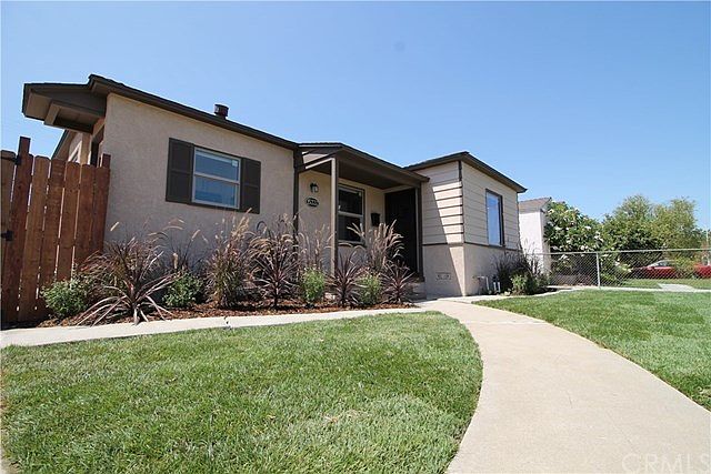 1st image of 15333 Ermanita Ave