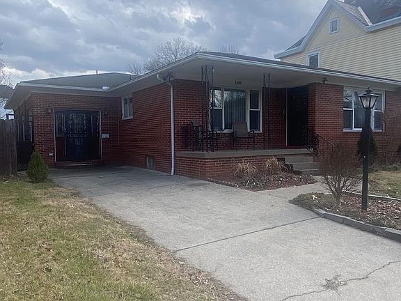 2nd image of 1620 Franklin Ave