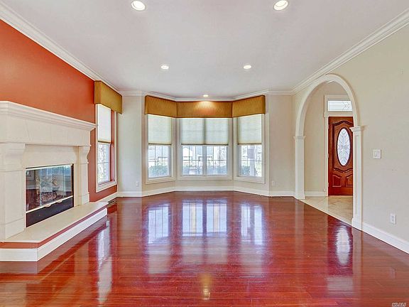 4th image of 59 Saint Andrews Ln