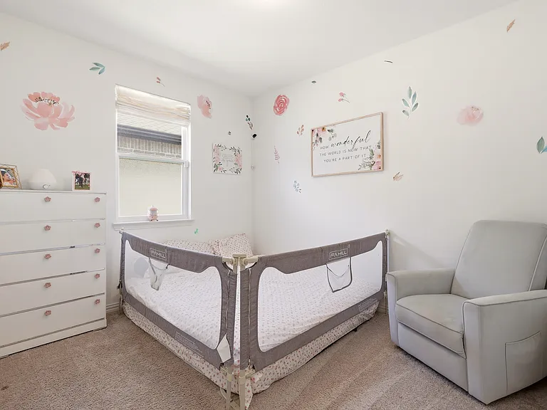 721 Declaration Dr — Photo 22