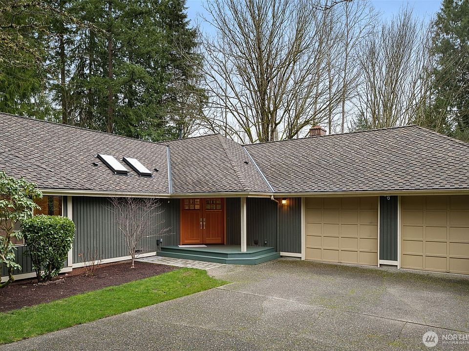 1st image of 4230 212th Avenue NE