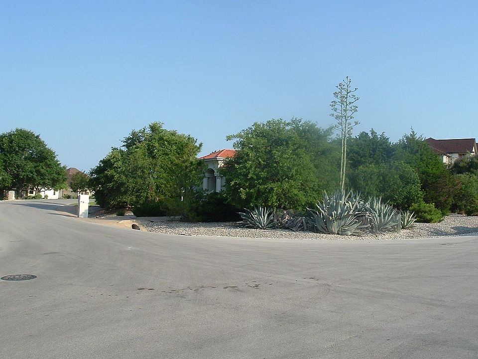 Front drive on the corner