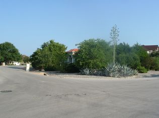 302 Copperleaf Rd, Lakeway, TX 78734