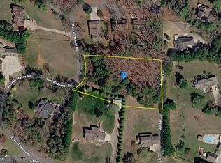 2000 Russell Manor Rd, Hiawassee, GA 30546