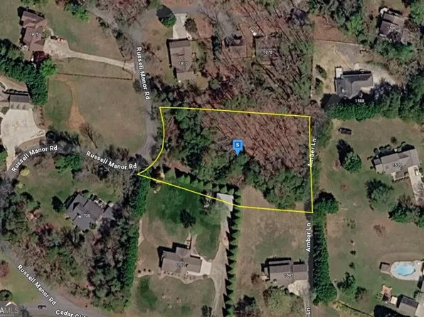 2000 Russell Manor Rd, Hiawassee, GA 30546