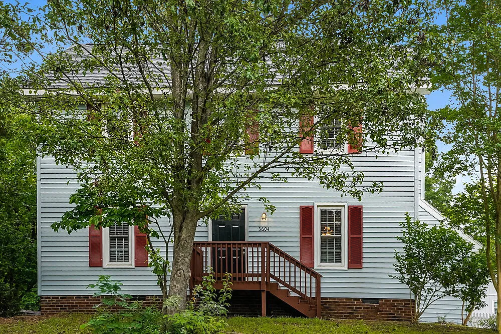 3 bed, 2.5 bath, 1465 sqft, $2,570 — Photo 1