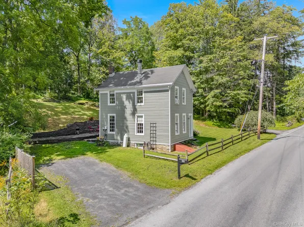 568 Hickory Bush Road, Kingston, NY 12401