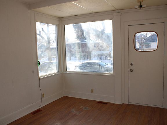 3rd image of 11341 92nd St NW