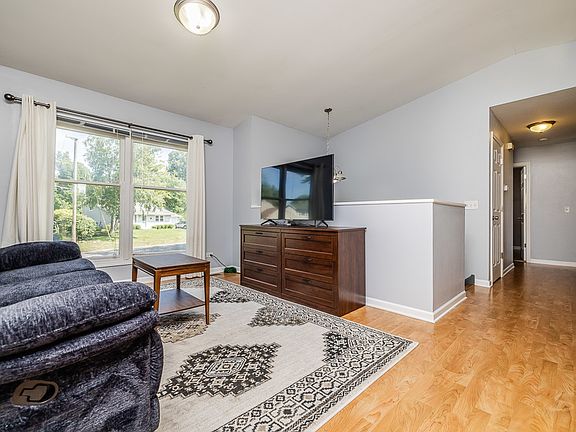 2nd image of 25367 W Chesney Dr
