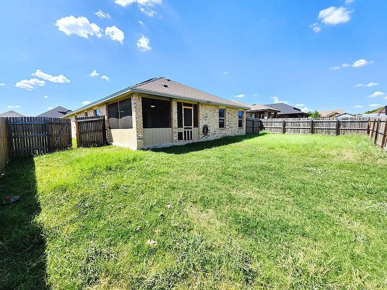6304 Cool Creek Dr — Photo 21