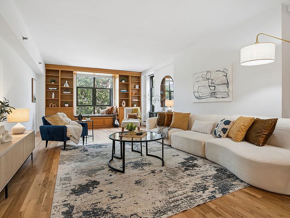 1st image of 130 Barrow St APT 312