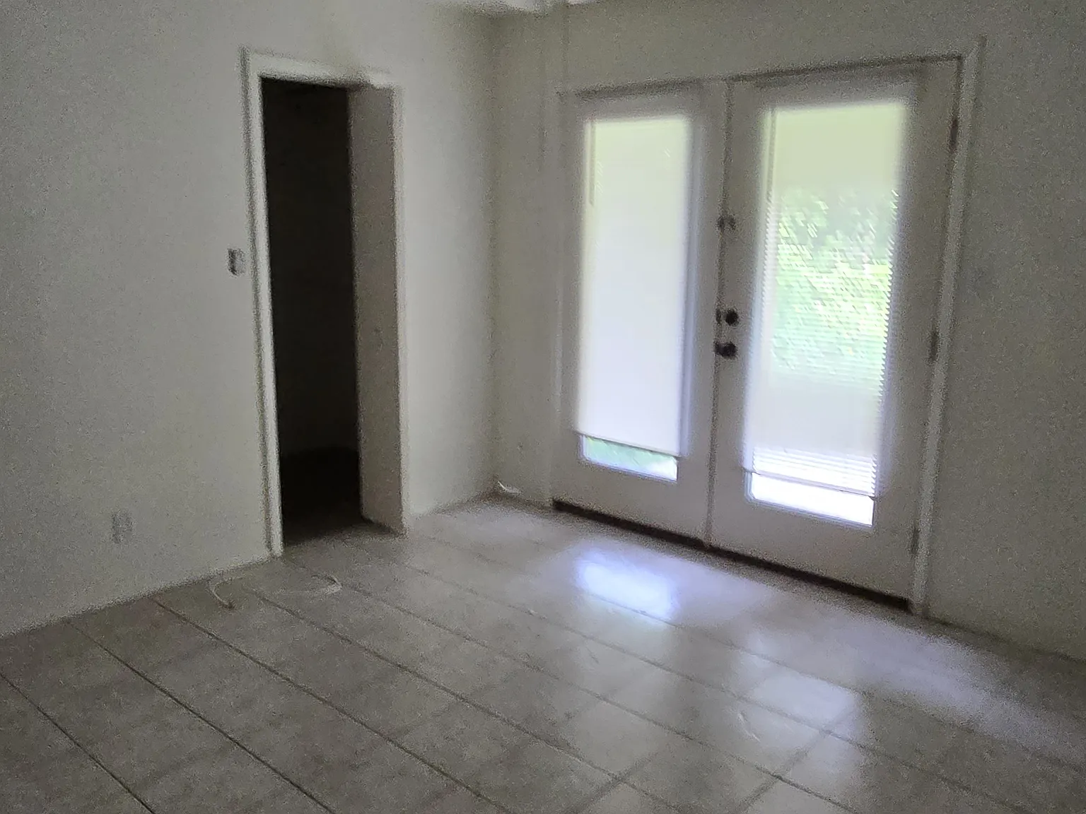 2 bed, 1.5 bath, 900 sqft, $1,295 — Photo 4
