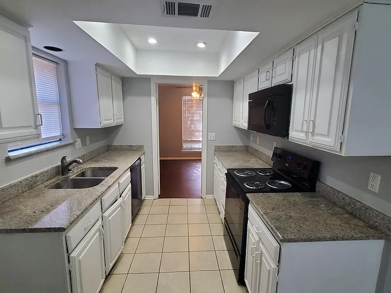 3309 Courtland Pl — Photo 16