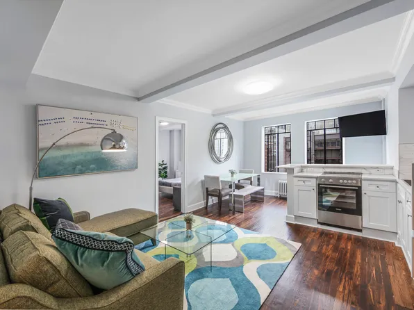 45 Tudor City Place image 1 of 15