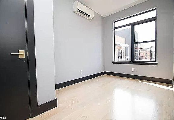 5th image of 143 Meserole St #A1