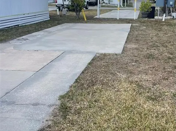 56 Indiana St, Palmetto, FL 34221